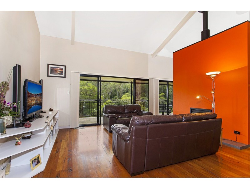 390 Oak Road, Matcham NSW 2250