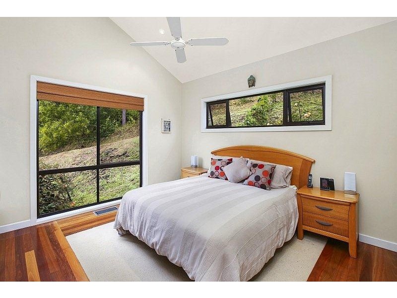 390 Oak Road, Matcham NSW 2250