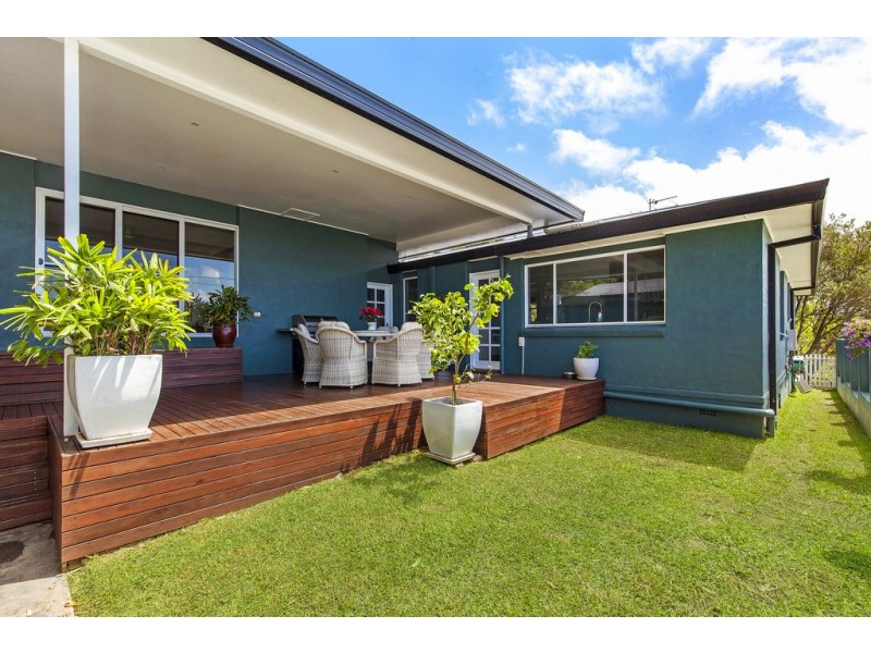 109 Lowanna Avenue, Forresters Beach NSW 2260