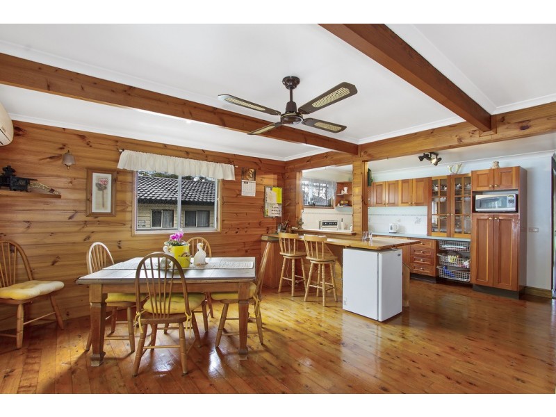 45 Panorama Parade, Berkeley Vale NSW 2261