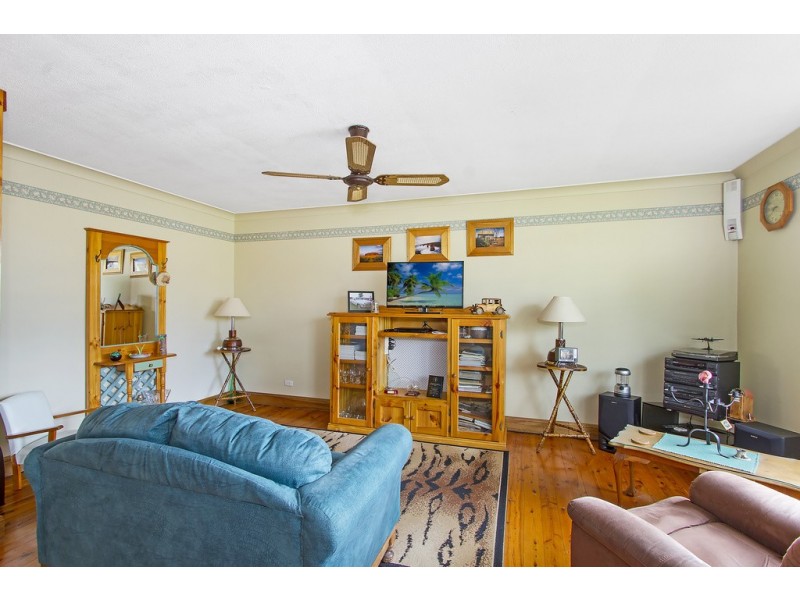 45 Panorama Parade, Berkeley Vale NSW 2261