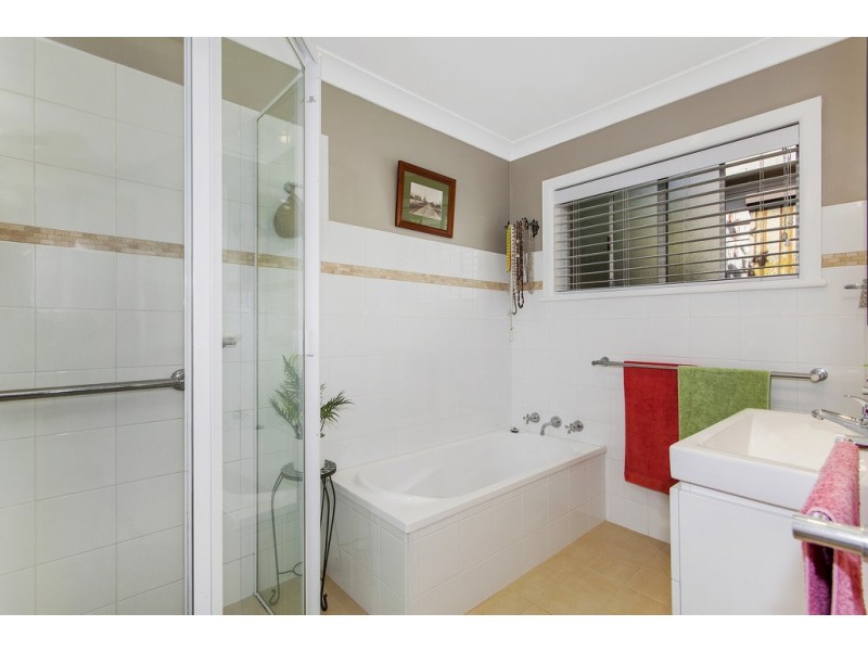 7 Adina Place, Wamberal NSW 2260