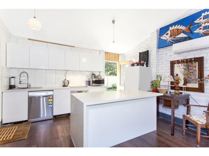 1 Dalpura Road, Wamberal NSW 2260