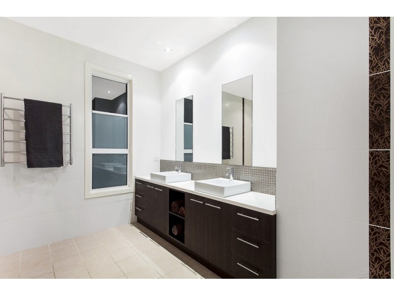 24 Casino Street, Terrigal NSW 2260