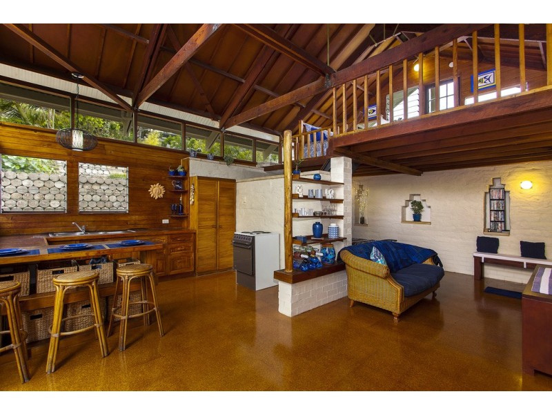 51 Lowanna Avenue, Forresters Beach NSW 2260