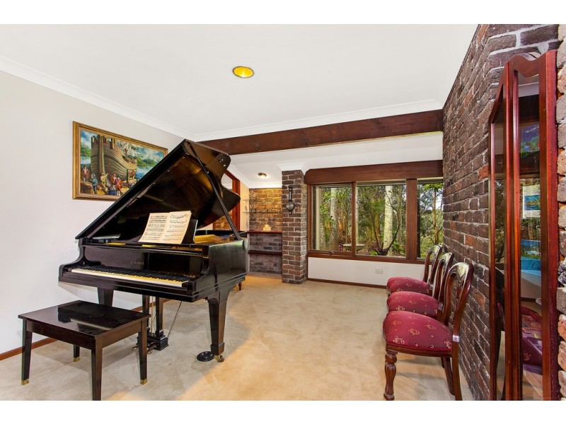 14 McGarrity Avenue, Matcham NSW 2250