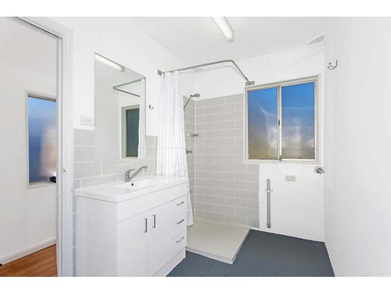 9 Crystal Street, Forresters Beach NSW 2260