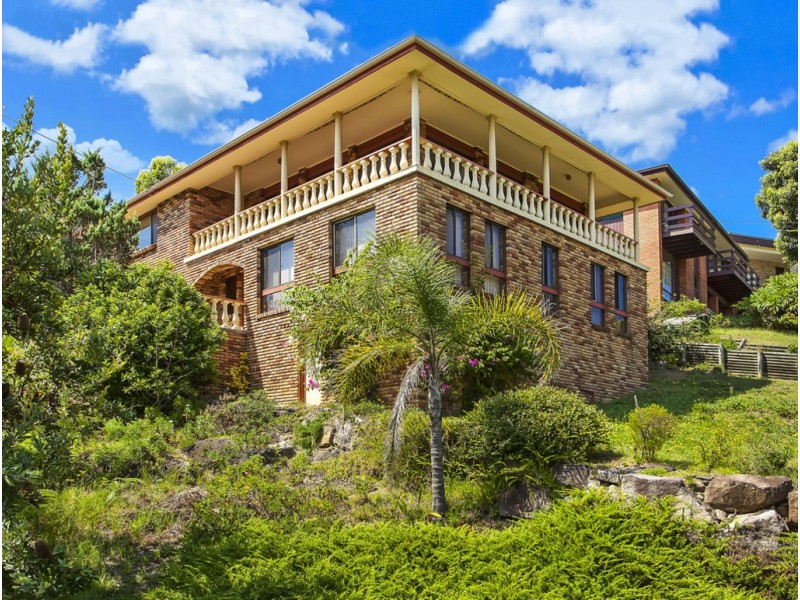 23 Henrys Road, Forresters Beach NSW 2260