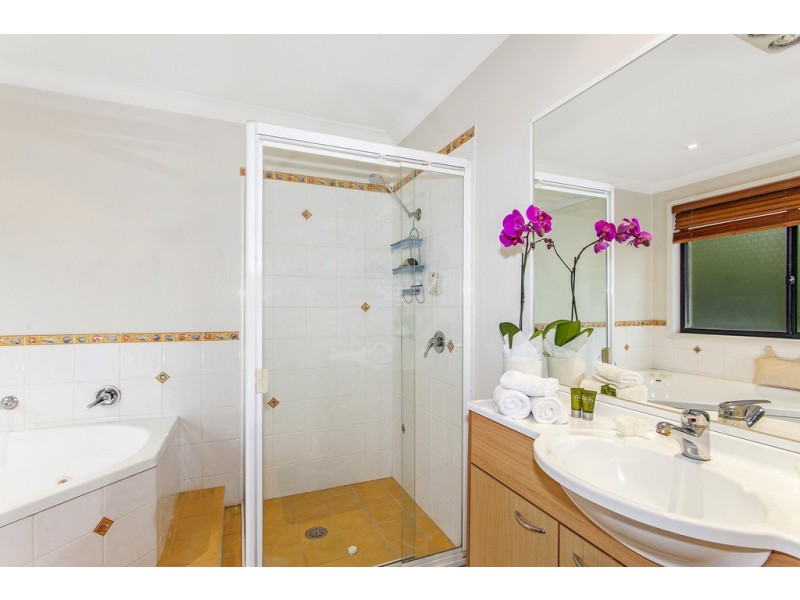 6 Scribbly Gum Crescent, Erina NSW 2250