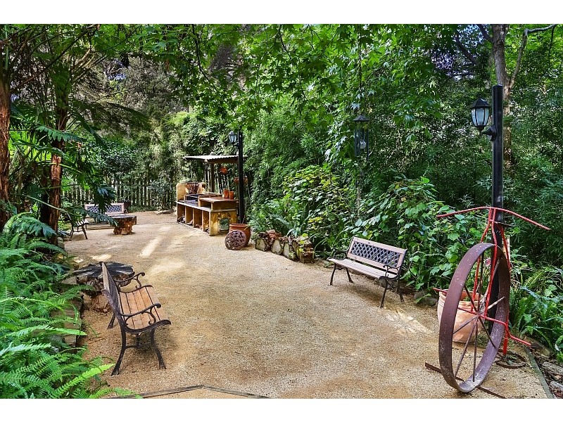 524 The Entrance Road, Erina Heights NSW 2260