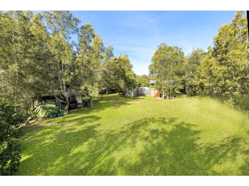 915 The Entrance Road, Forresters Beach NSW 2260