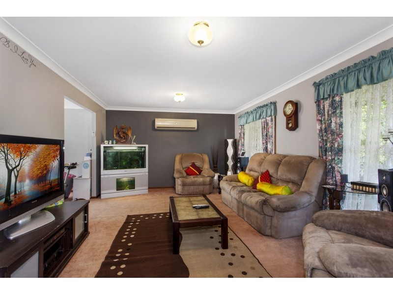 20 Cambourn Drive, Lisarow NSW 2250