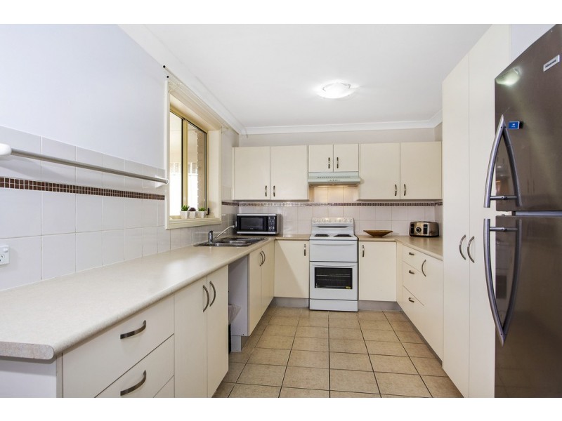 4 Manor Close, Wyong NSW 2259