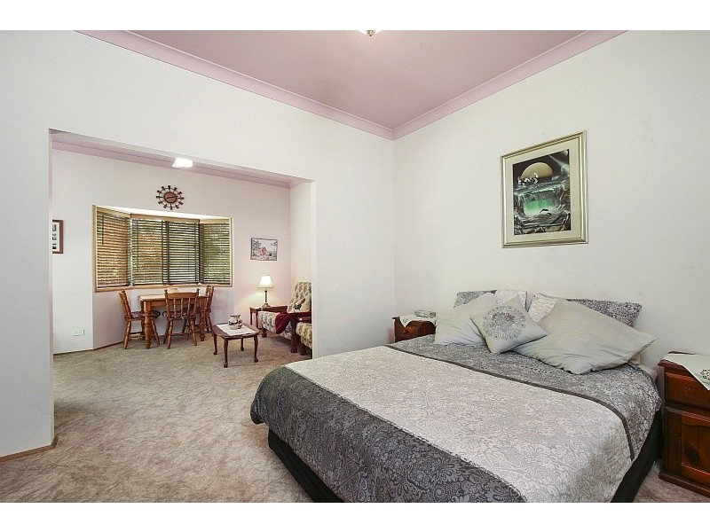 319 Tumbi Road, Wamberal NSW 2260