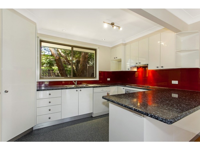 32 Hopetoun Street, Forresters Beach NSW 2260