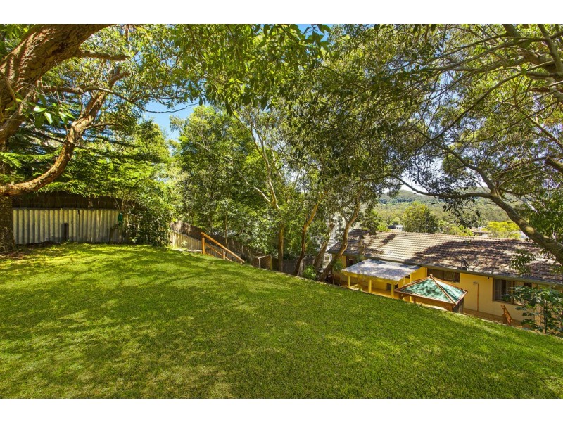 32 Hopetoun Street, Forresters Beach NSW 2260