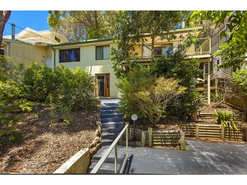 32 Hopetoun Street, Forresters Beach NSW 2260