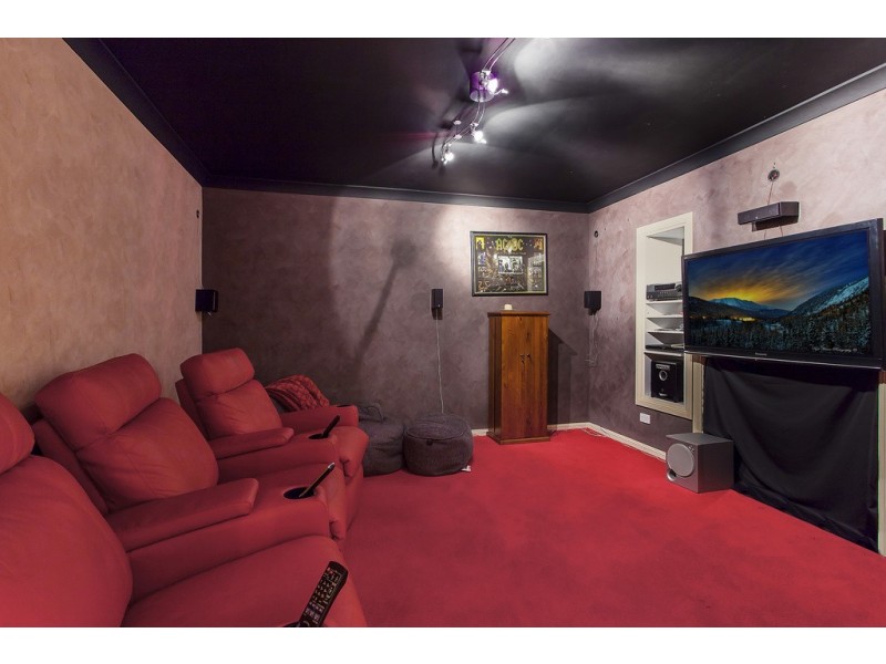 68 Woodview Avenue, Lisarow NSW 2250