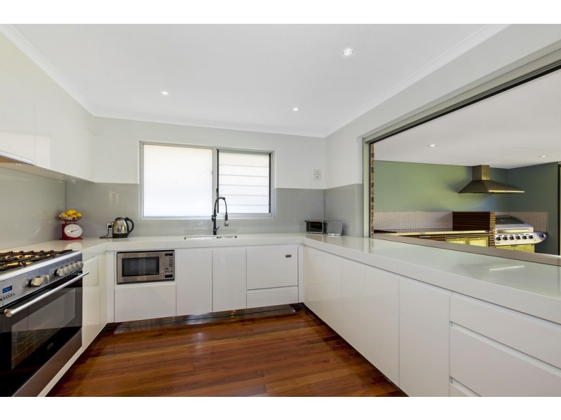 20 Curzon Avenue, Bateau Bay NSW 2261