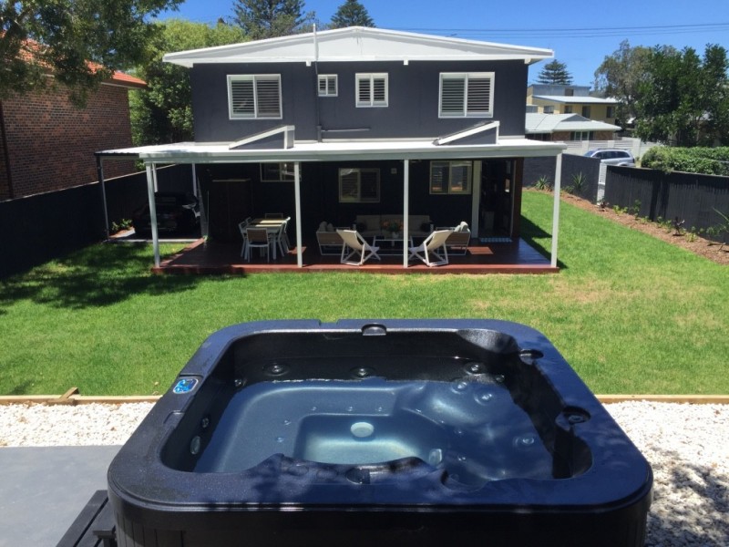 21 Elgata Avenue, North Avoca NSW 2260