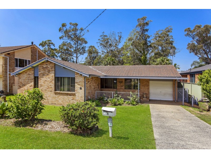 8 Kuburra Road, Erina NSW 2250