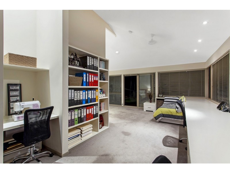 4 Halloran Lane, Tumbi Umbi NSW 2261