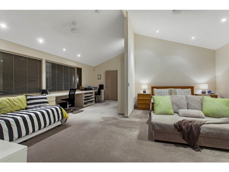 4 Halloran Lane, Tumbi Umbi NSW 2261