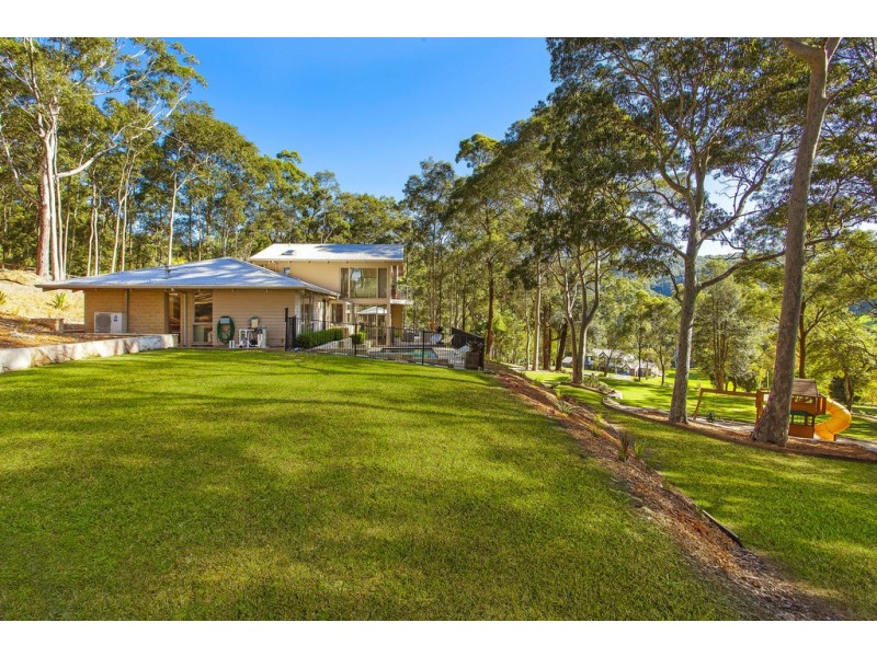 4 Halloran Lane, Tumbi Umbi NSW 2261