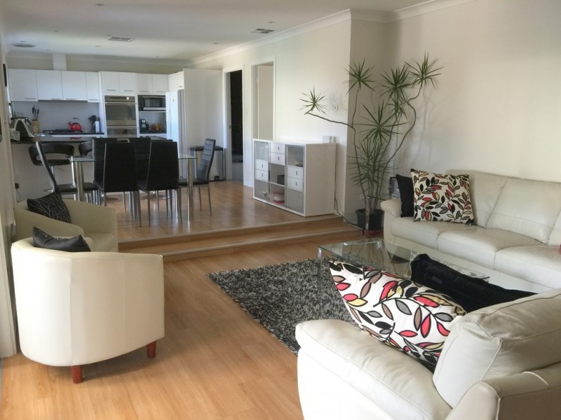 5 Blue Bell Drive, Wamberal NSW 2260