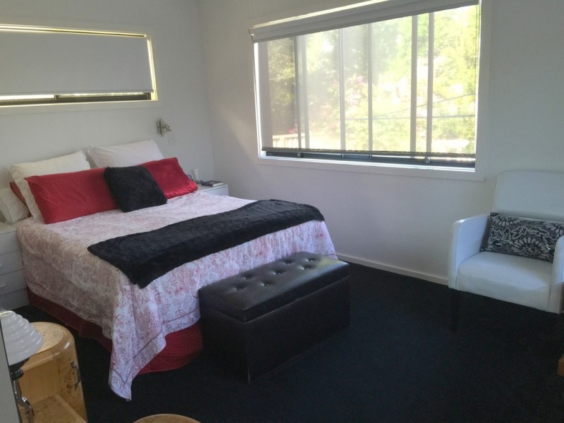 5 Blue Bell Drive, Wamberal NSW 2260