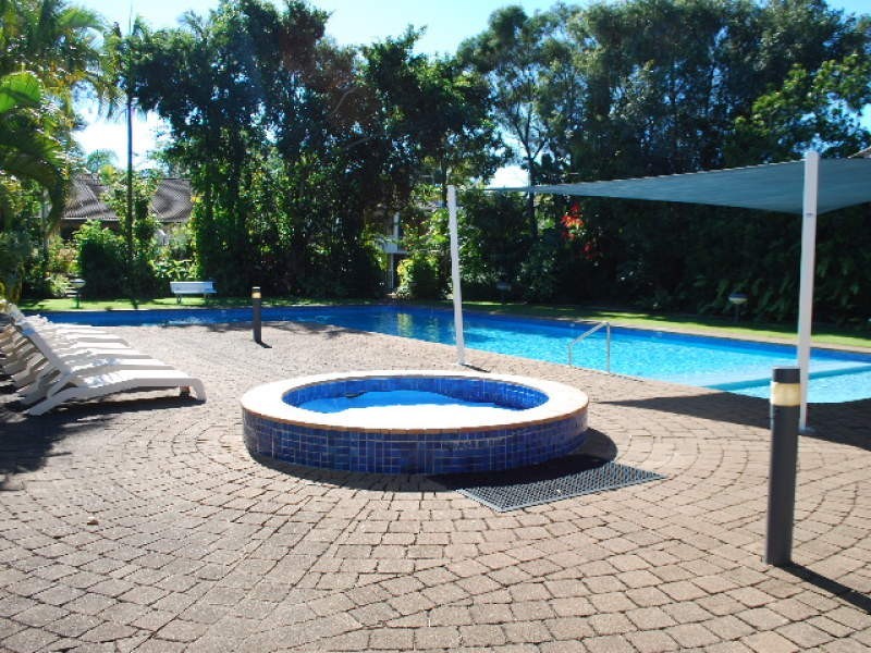 5 Campbell Street, Sorrento QLD 4217