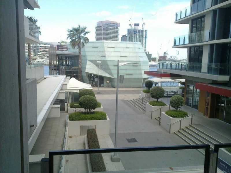 101/30 Rakaia Way, Docklands VIC 3008