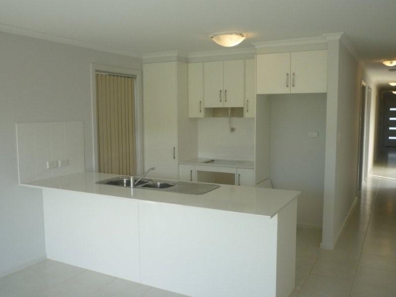 23 Overlander way, Smithfield SA 5114