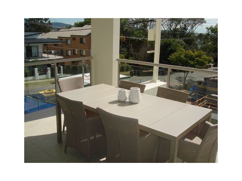 4kms to CBD, St Lucia QLD 4067