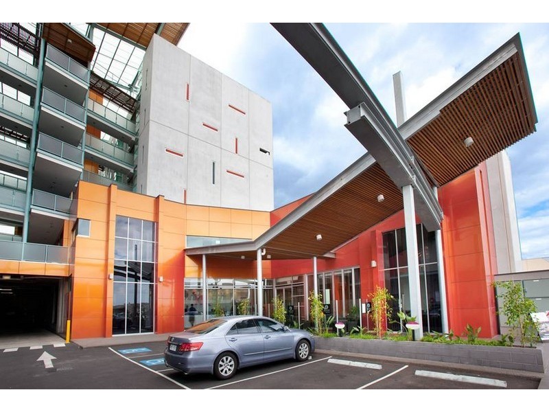 234/506 Caroline Springs Blvd, Caroline Springs VIC 3023