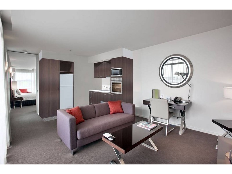 234/412  Caroline Springs Boulevard, Caroline Springs VIC 3023