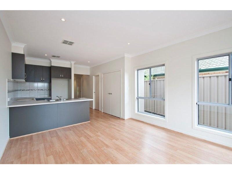 35 Lanark Avenue, Mitchell Park SA 5043
