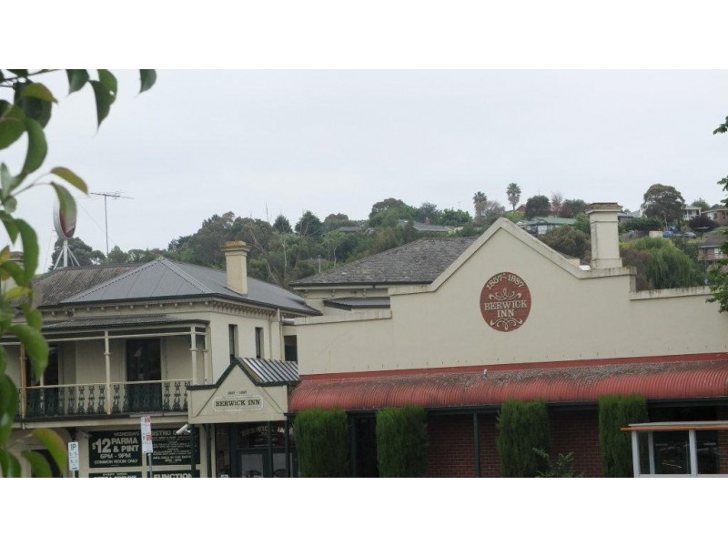 129 Viewbright Place, Clyde North VIC 3978