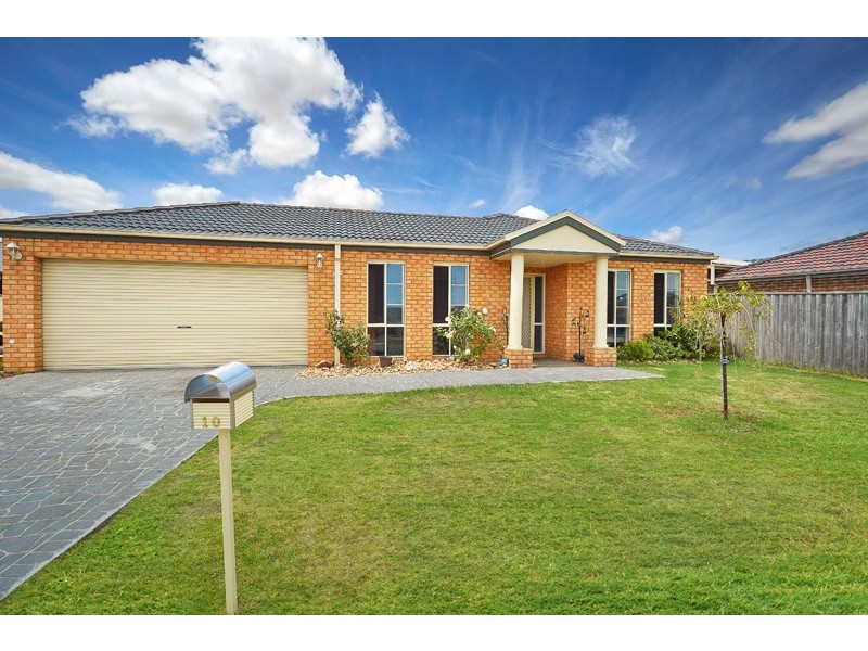 10 Honey Myrtle Way, Cranbourne VIC 3977