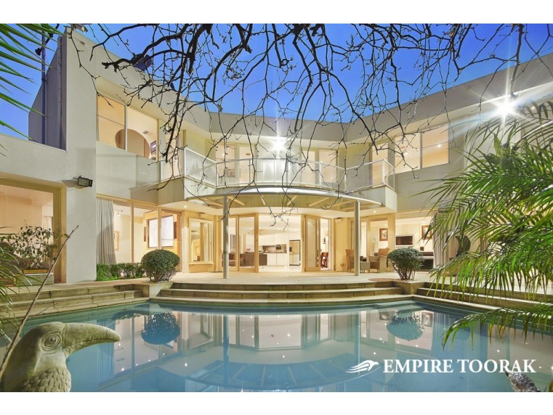 18 Denham Place, Toorak VIC 3142