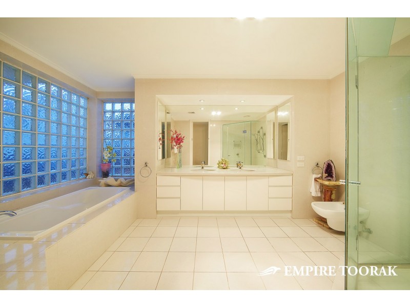 18 Denham Place, Toorak VIC 3142