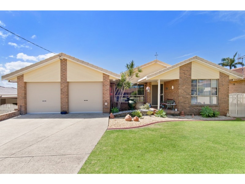 13 Mermaid Crescent, Port Macquarie NSW 2444