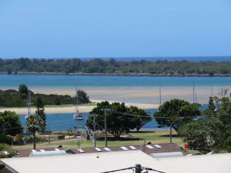 2/9 Hilltop Crescent, Port Macquarie NSW 2444
