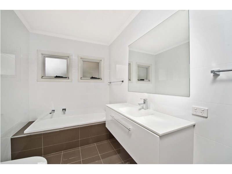 1A Treetops Crescent, Port Macquarie NSW 2444