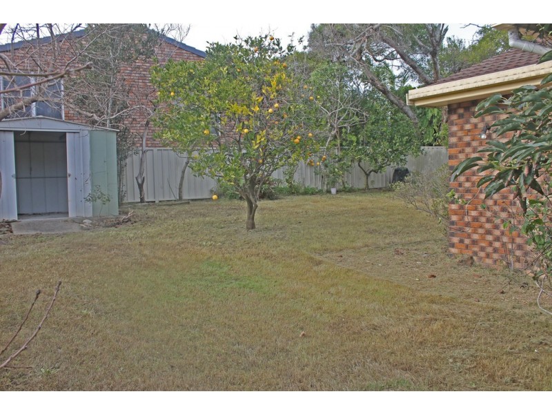 10 Miala Street, Lake Cathie NSW 2445