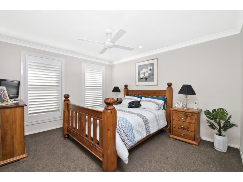 6 Celtic Court, Lake Cathie NSW 2445