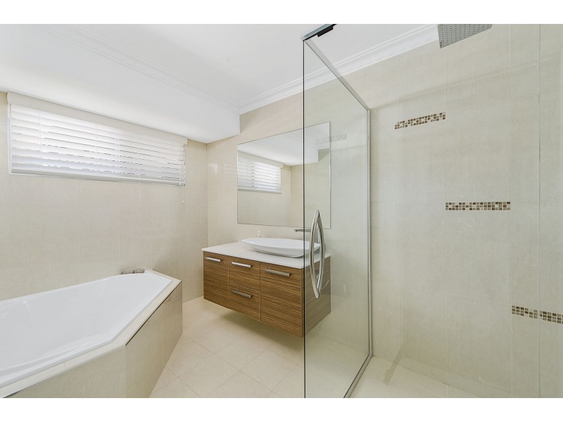 1 Chelsea Place, Port Macquarie NSW 2444