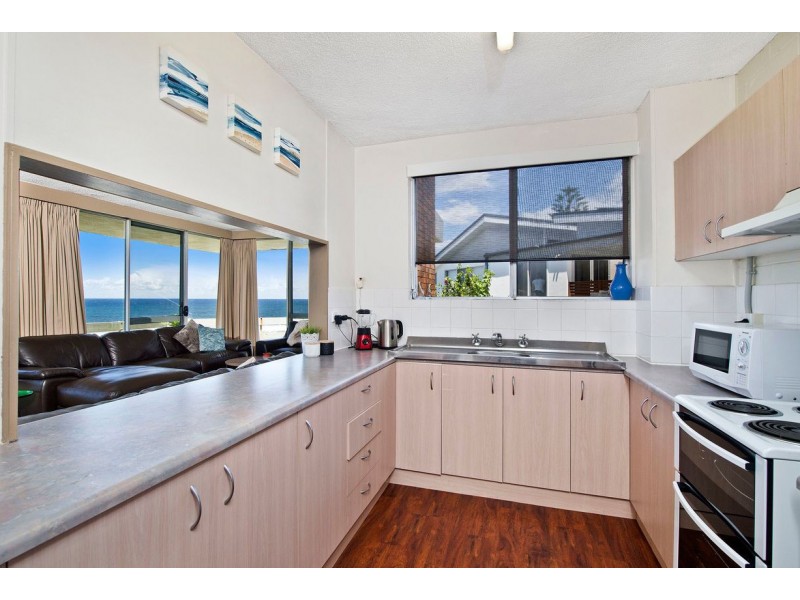 2/20 Vendul Crescent, Port Macquarie NSW 2444
