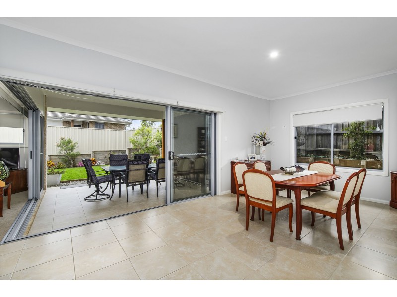 16 Kara Close, Lake Cathie NSW 2445