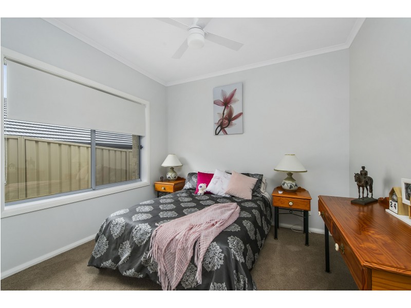 16 Kara Close, Lake Cathie NSW 2445